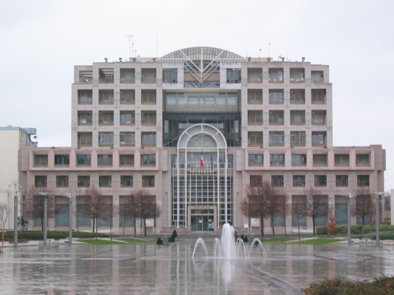 Photo de la mairie de Colomiers, en région Occitanie.