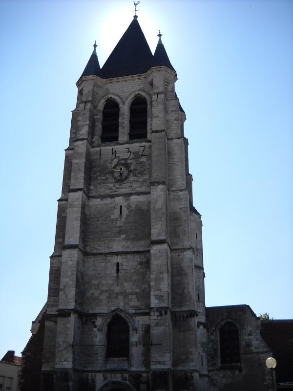 L'église de Saint Piat.