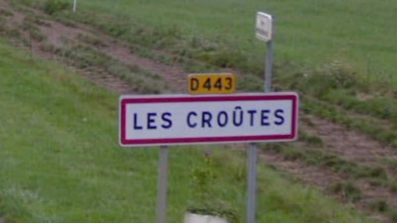 Panneau du village de Les Croûtes, dans le département de l'Aube en région Grand-Est, France.