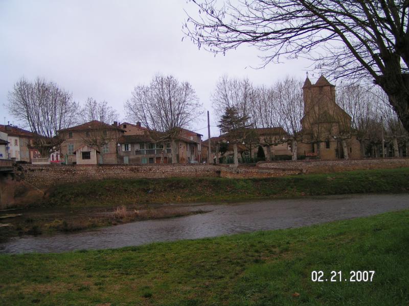 L'Arize et l'église.