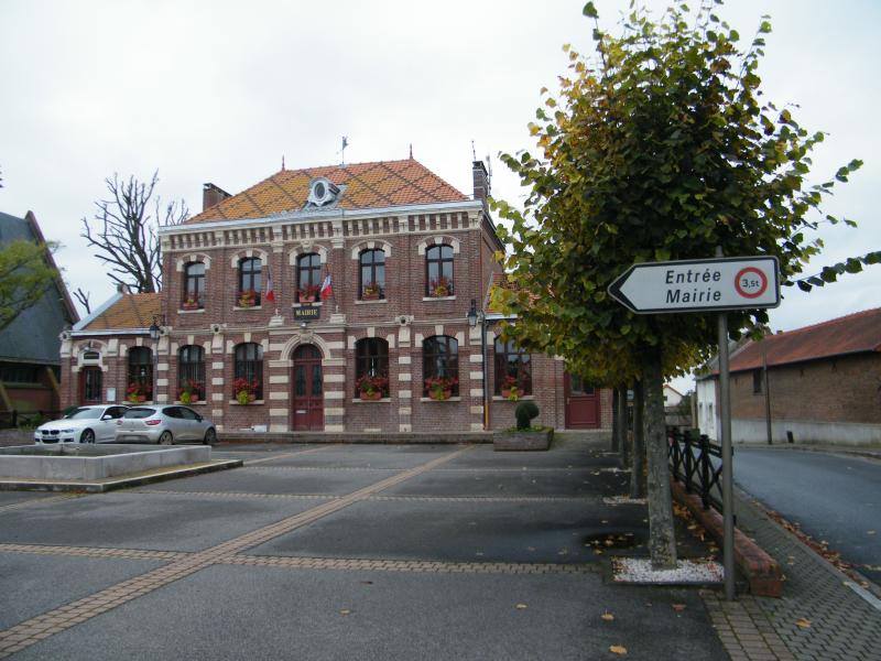 Photo de la mairie de Dury, en région Hauts-de-France. 