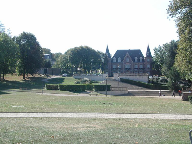  Mairie d'Épinay-sous-Sénart .