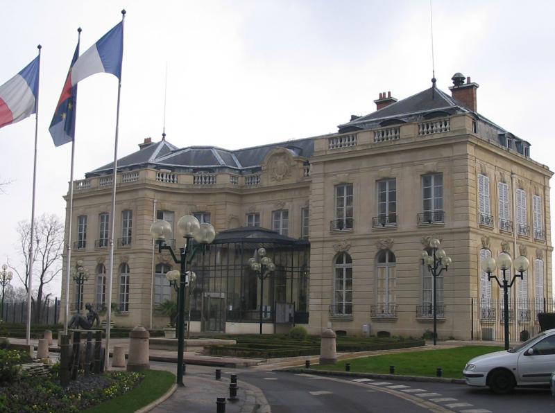 L'hôtel de ville d'Épinay-sur-Seine.