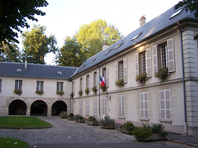 Mairie de L'Étang-la-Ville