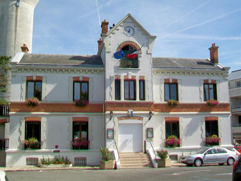 Photo de la mairie d'Ézanville, en région Île-de-France. 