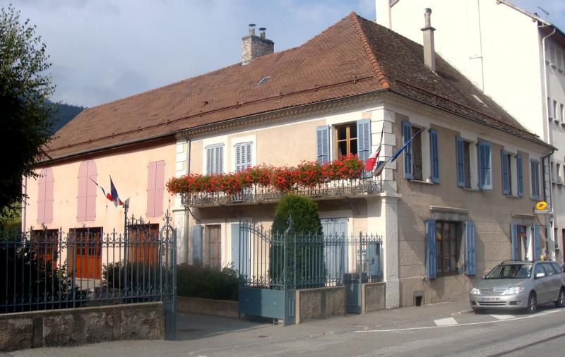 La mairie de La Fare-en-Champsaur, dans le département des Hautes-Alpes.