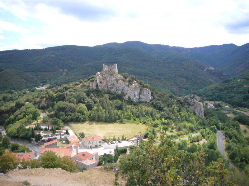 Fenouillet et le Castel Sabarda.