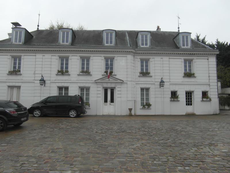 Photo de la mairie de Férolles-Attilly, en région Île-de-France.