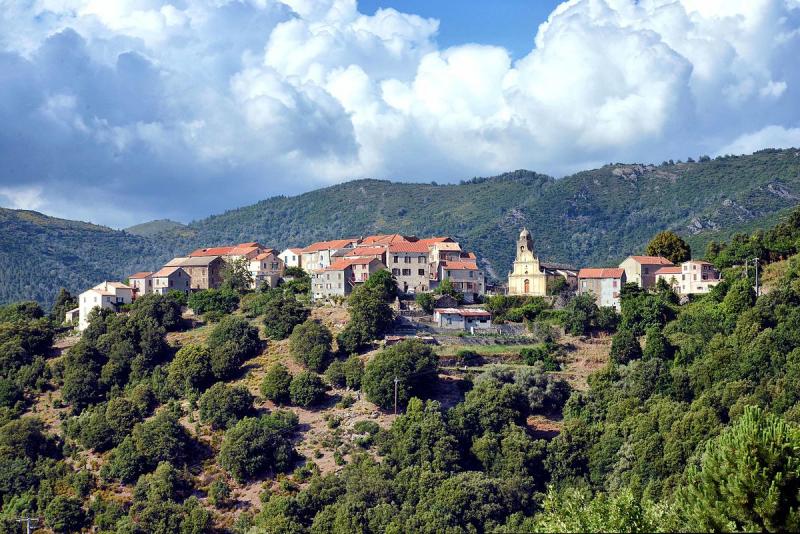  Vue du village de Focicchia.