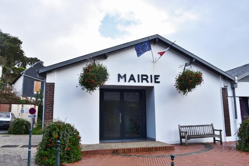  Mairie de Fontenay,  dans le département de la Seine-Maritime.