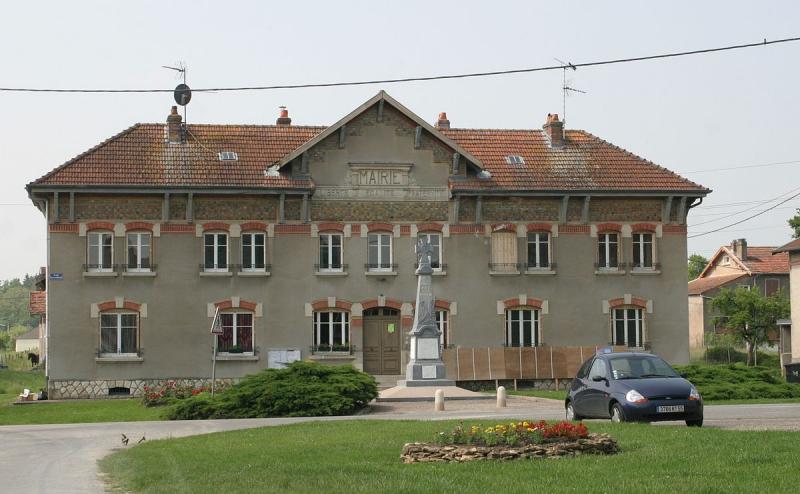 La mairie de Forges-sur-Meuse.