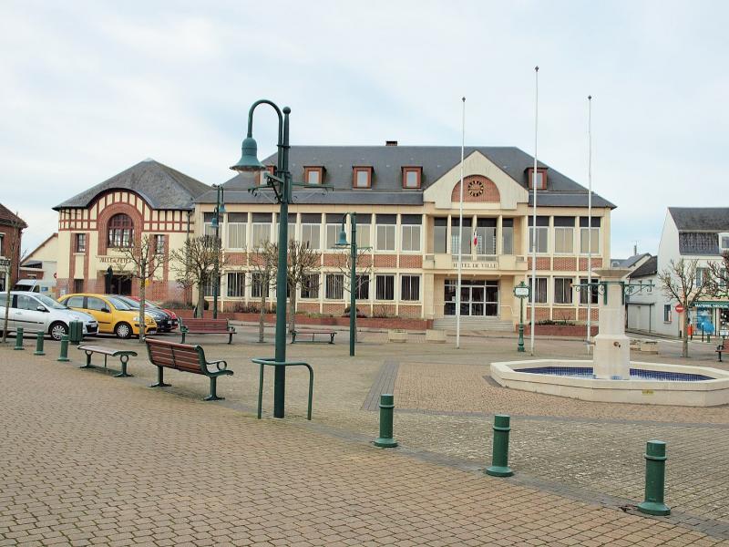 La mairie de Formerie.