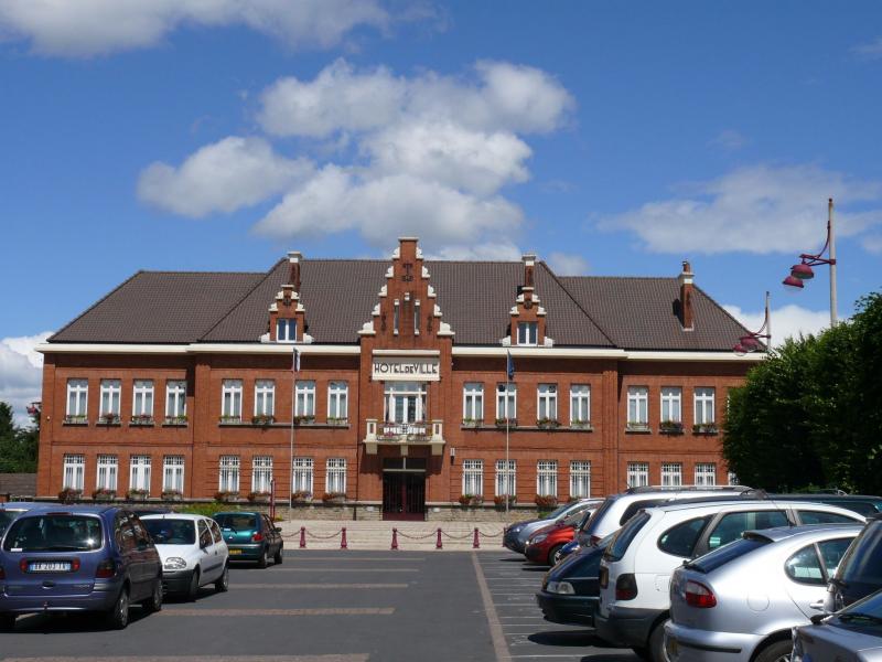  L'hôtel de ville de Fouquières-lès-Lens.