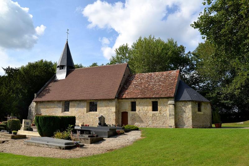  L'église Saint-Pierre du Fournet, dans le département du Calvados.