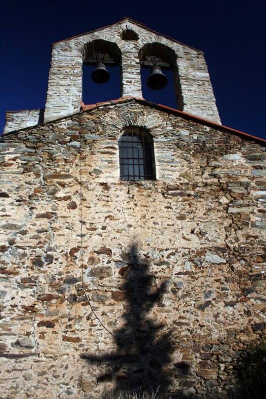 L'église Saint-Etienne de Glorianes.