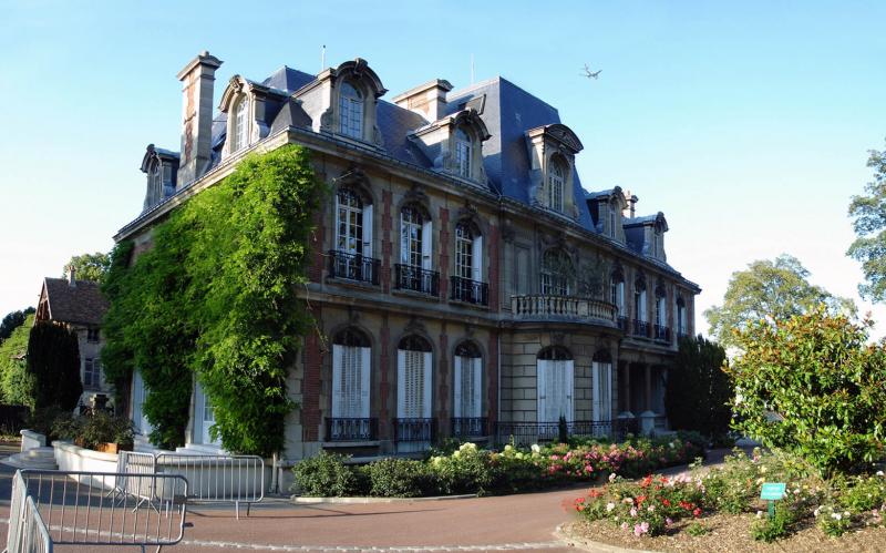 Photo de l'hôtel de ville de Gonesse, en région Île-de-France.
