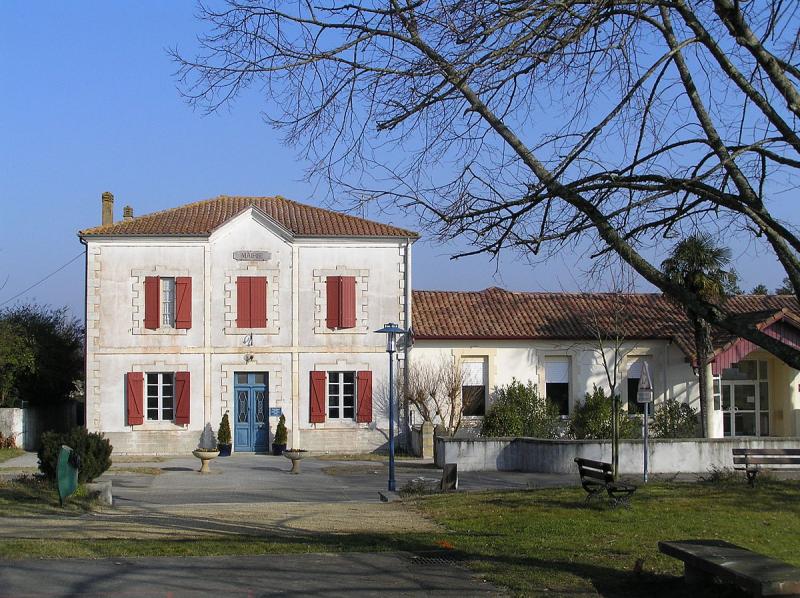 Mairie de la commune de Goos, dans le département des Landes. 