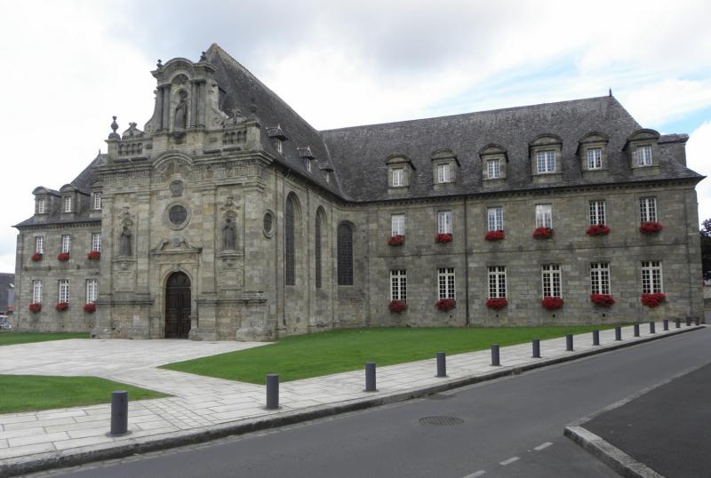  L'Hôtel de Ville de Guingamp.