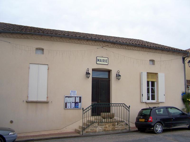 Mairie de Hure, dans le département de la Gironde.