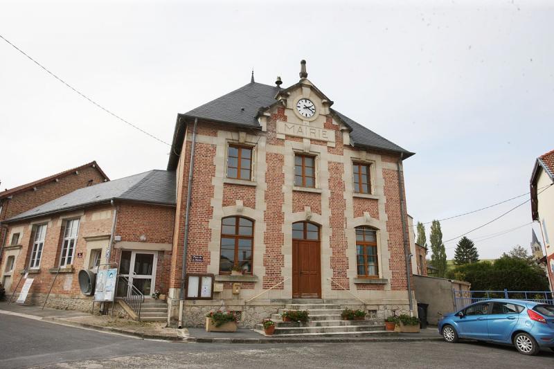 Mairie de  la commune de Liry, dans le département des Ardennes. 