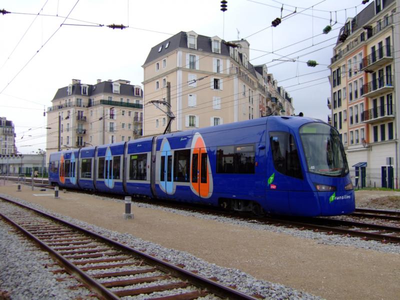 Photo du T4 en gare de Gargan, en région Île-de-France. 