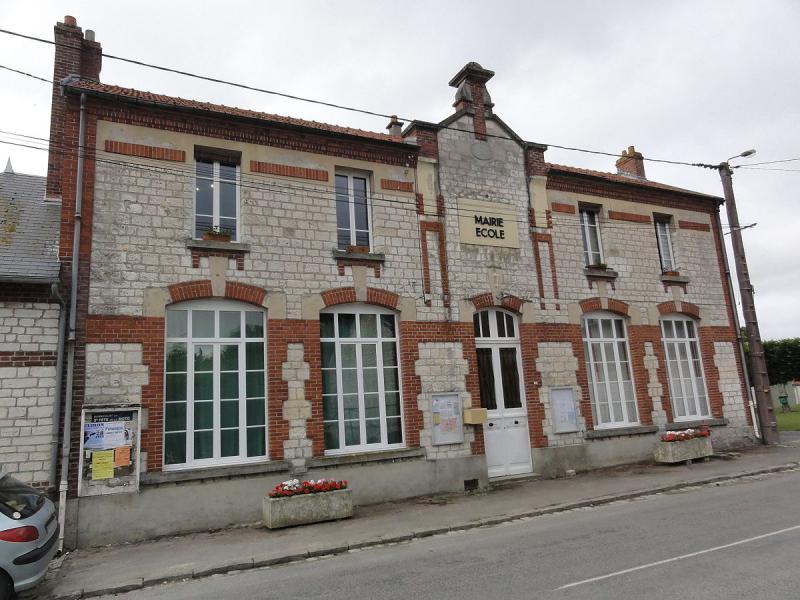 Mairie-école de Lor dans le département de l'Aisne.