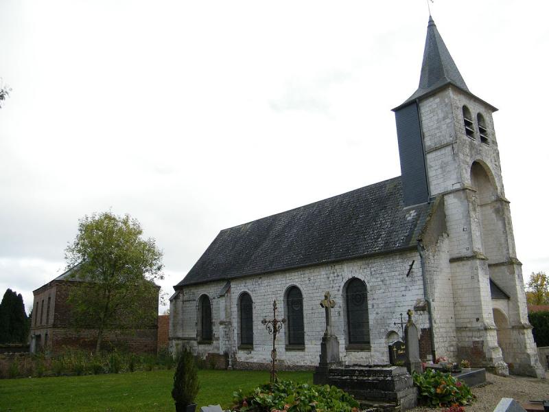 Église Saint-Maurice, à Maison-Roland, dans le département de la Somme.