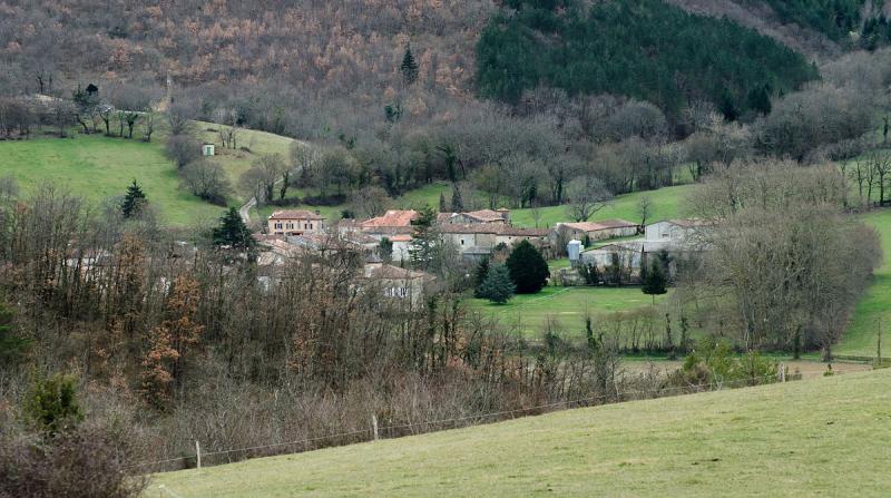 Malléon vue des coteaux, dans le département de l'Ariège.