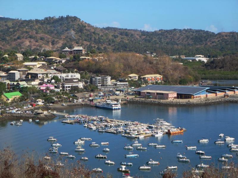 Photo de la commune de Mamoudzou, dans le département et la région de Mayotte. 
