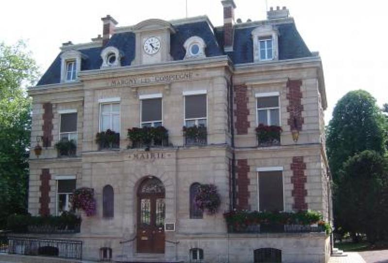 Photo de la mairie de Margny-lès-Compiègne, en région Hauts-de-France.