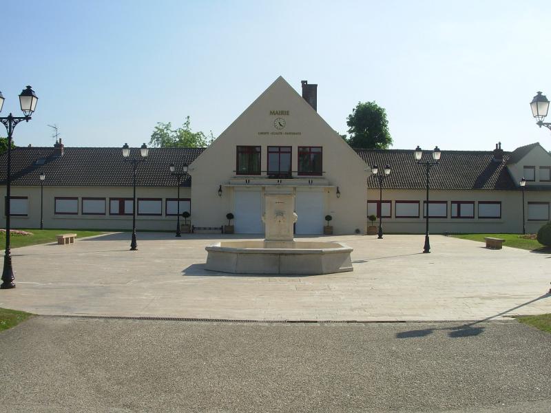 Mairie de Marolles-en-Hurepoix.