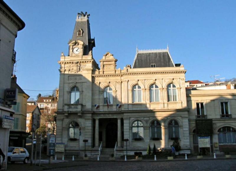 Hôtel de ville.