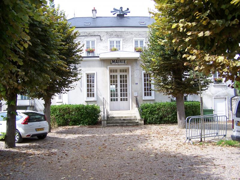 La mairie de Montainville.