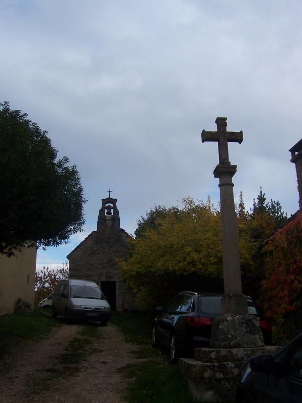 L'église de Montceaux-Ragny.