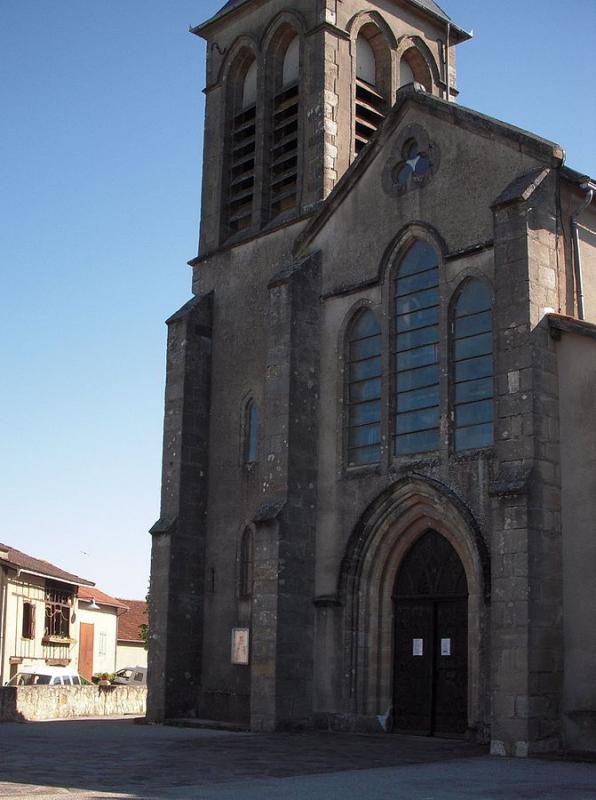 Église Saint Michel à Montredon, dans le département du Lot.