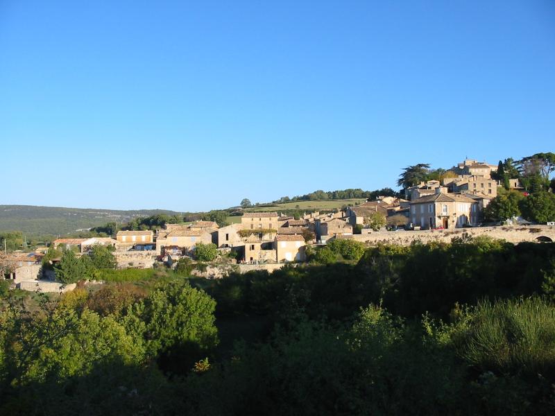 Village de Murs, dans le département du Vaucluse.