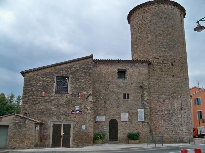  Tour Charles-Quint (Monument Historique et musée).