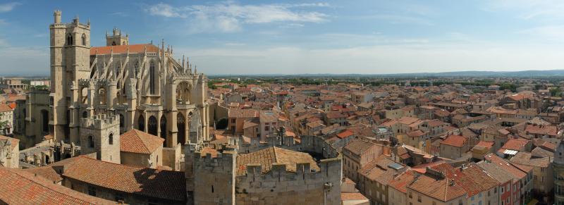 Vue sur Narbonne et la cathédrale Saint-Just Saint-Pasteur depuis le donjon Gilles Aycelin.