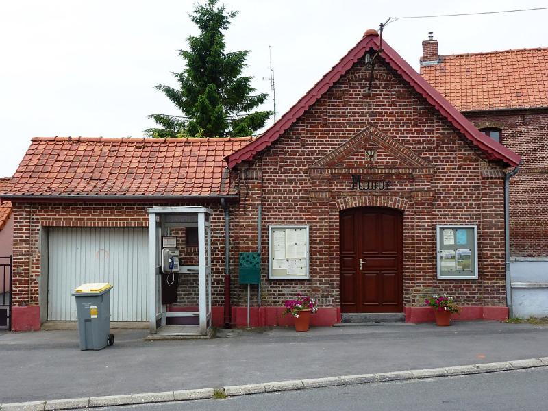 La mairie de Nédonchel.