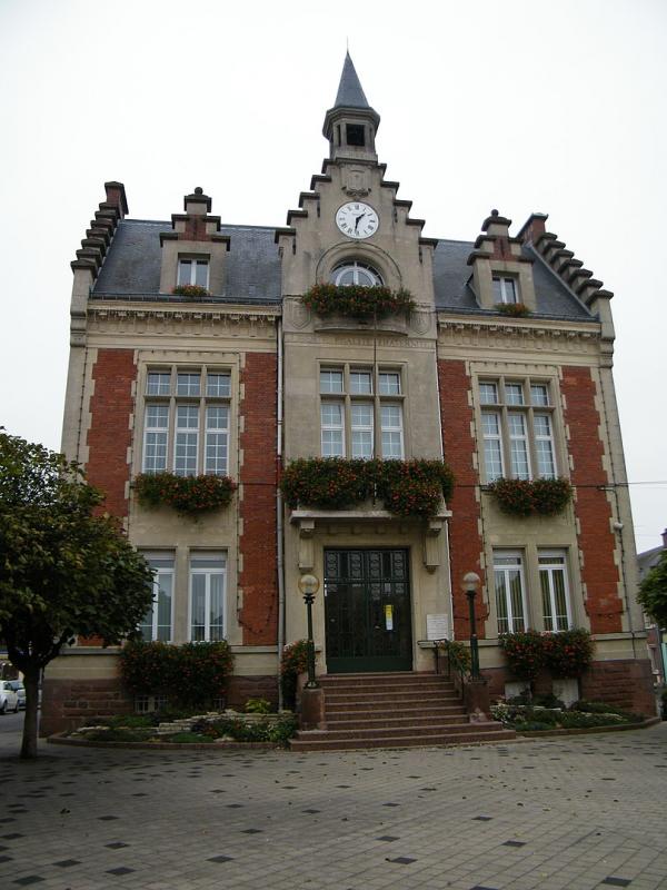  Hôtel de ville.
