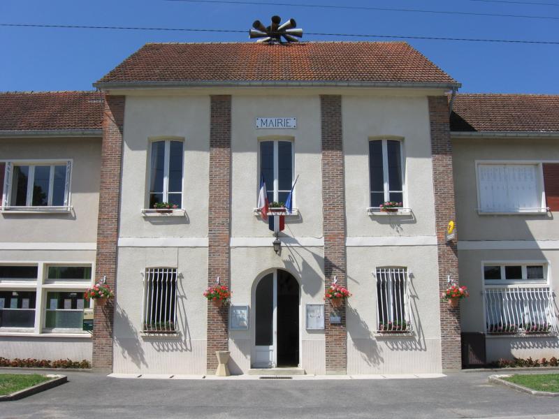 La mairie des Ormes-sur-Voulzie,  dans le département de Seine-et-Marne.