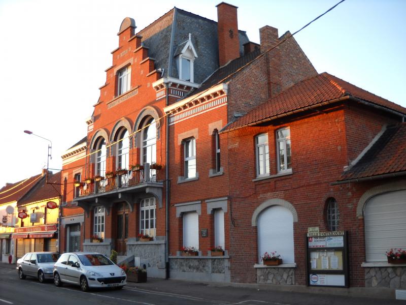 The town hall of Ostricourt.