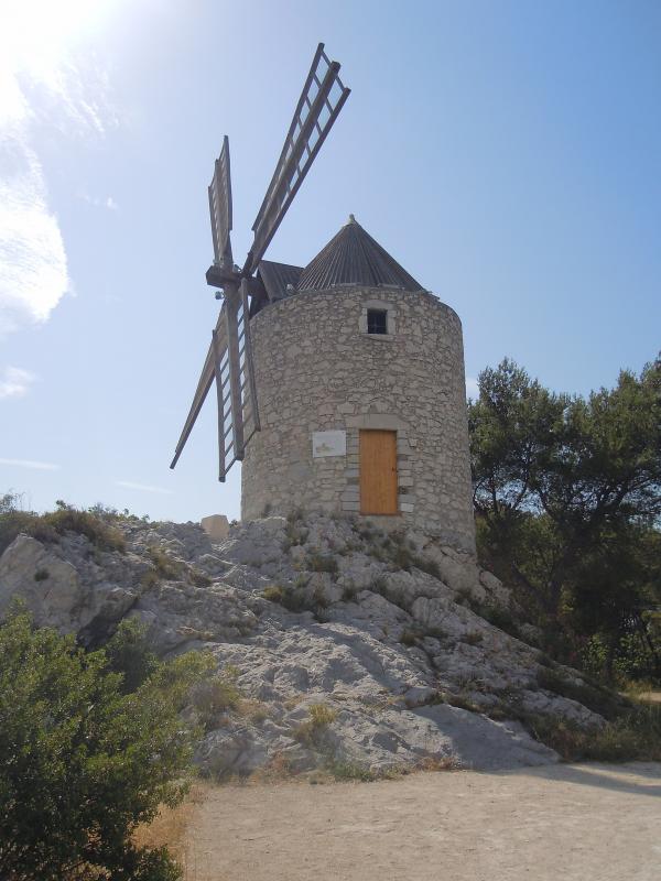Le moulin de Pallières, symbole de la commune des Pennes-Mirabeau.