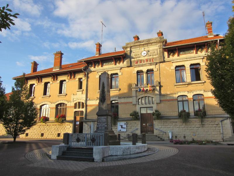 Mairie de Piennes.