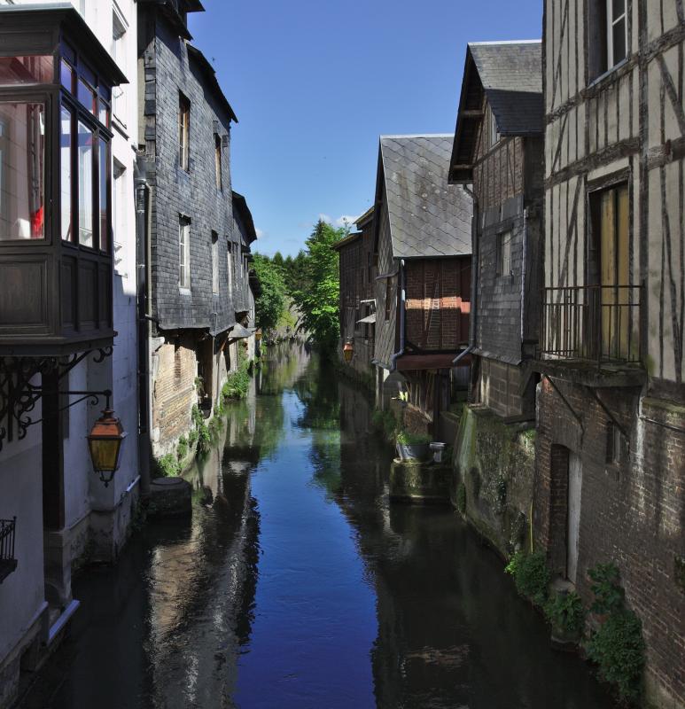  Les bords de la Risle.