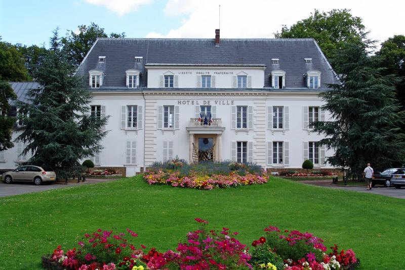 Phhoto du château de Combault, l'hôtel de ville, en région Île-de-France. , en région Île-de-France. 