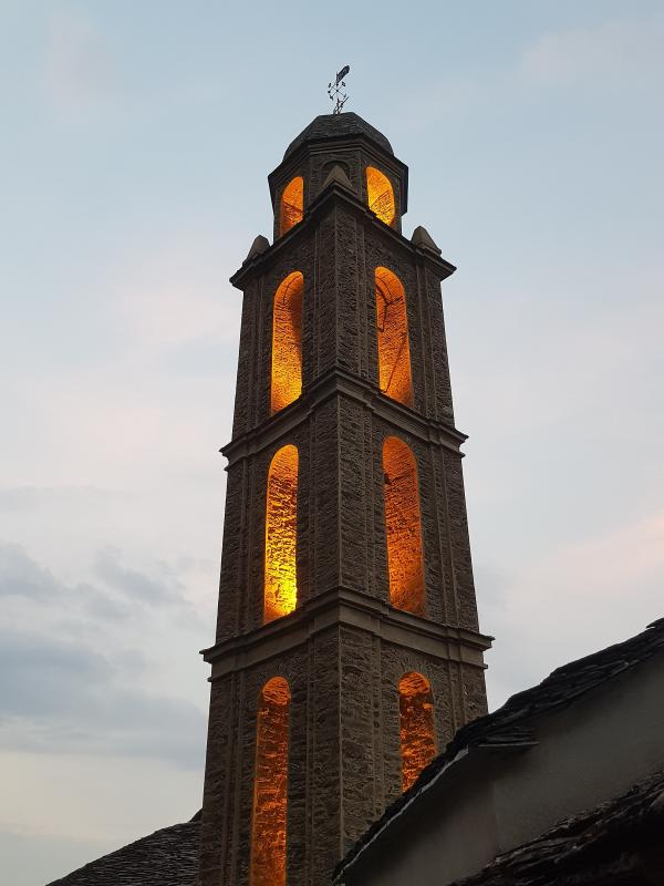 Clocher de l'église paroissiale Notre-Dame-de-l'Assomption de Rapaggio.
