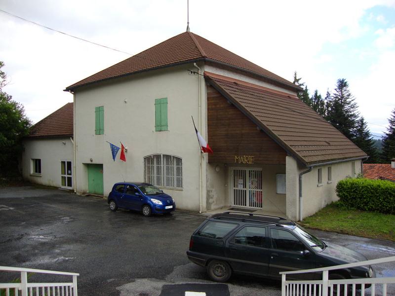  La mairie du Rialet.