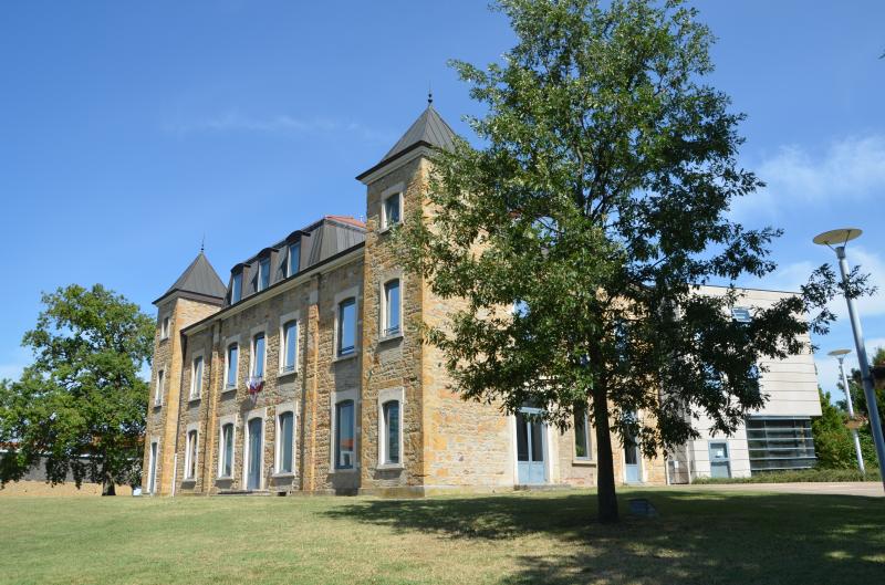 Photo du château Ranvier, hôtel de ville de Rillieux-la-Pape, en région Auvergne-Rhône-Alpes.