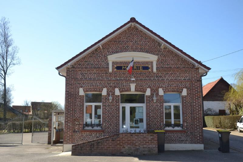 La mairie de Rimboval.